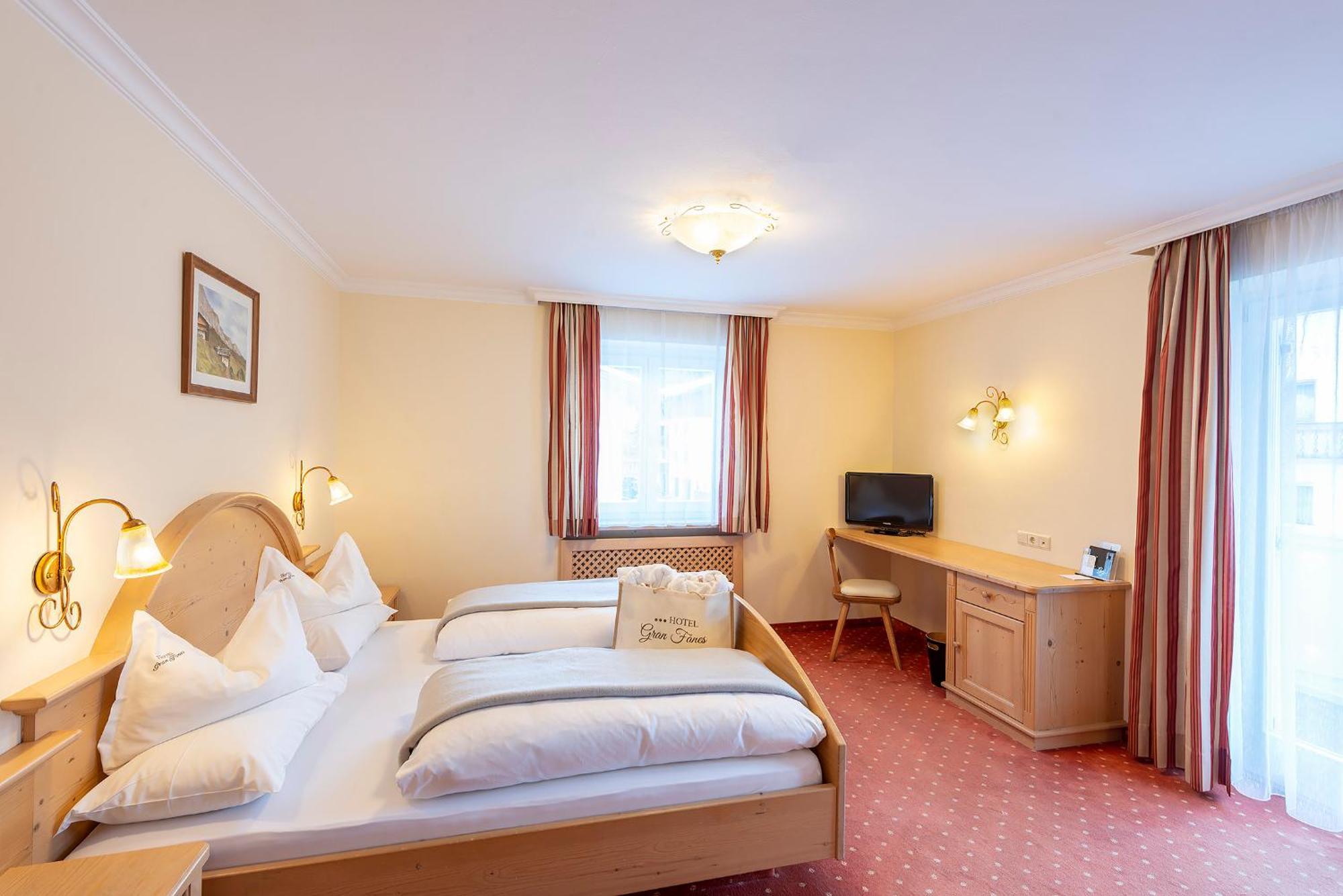 Hotel Gran Fanes 코르바라 인 바디아 외부 사진
