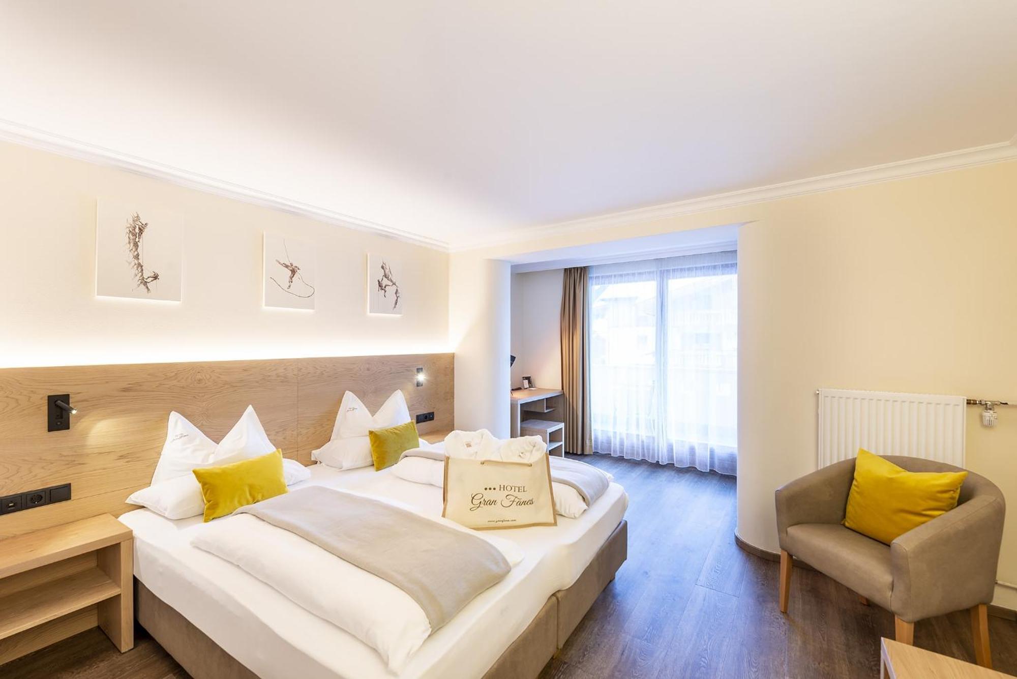 Hotel Gran Fanes 코르바라 인 바디아 외부 사진
